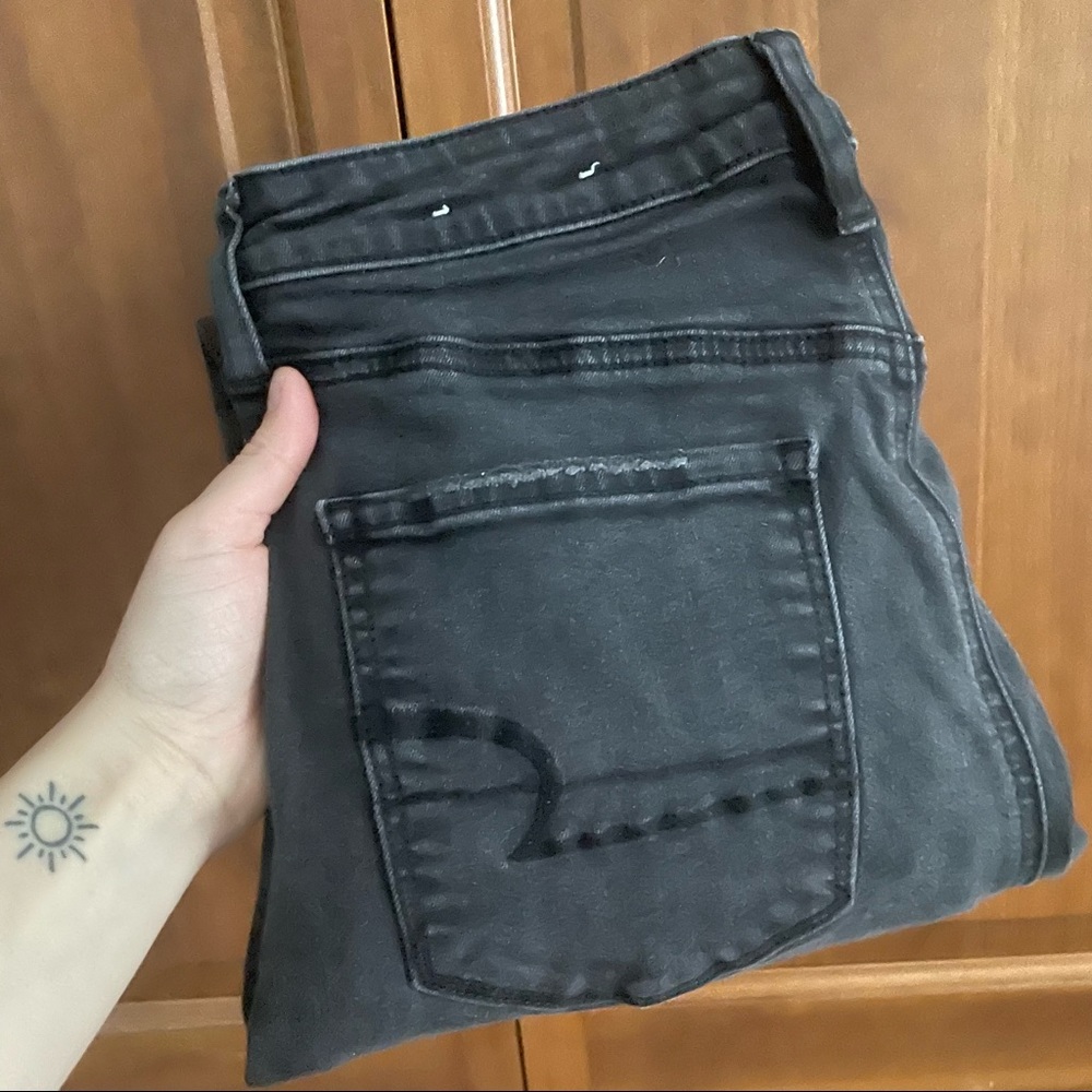 AE Blacked Ripped Skinny Jeans